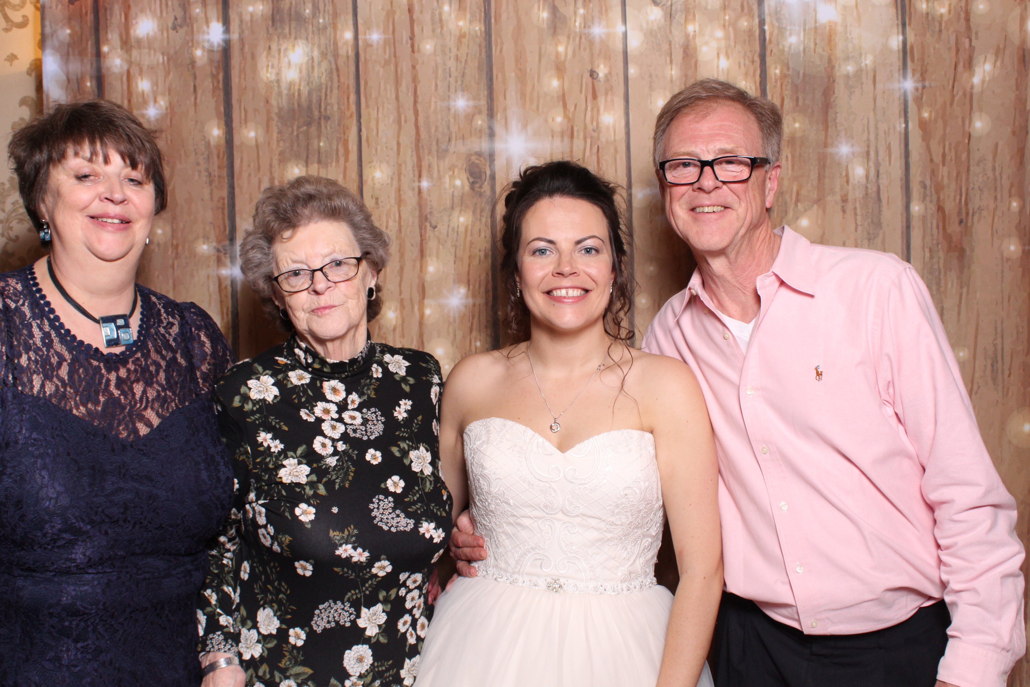 Mr & Mrs Sewell  | View more photos from the event at gallery.magicimages.uk/u/MagicImages/Mr-Mrs-Sewell